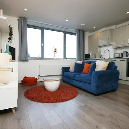 Wine Street By N And N Stays, Lovelly Centre Close To Cabot Circus, Perfect Base For Corporate And Leisure Guests Visiting The Apartment