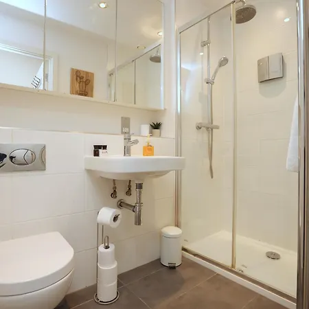 Apartment Wine Street By N And N Stays, Lovelly Centre Close To Cabot Circus, Perfect Base For Corporate And Leisure Guests Visiting The
